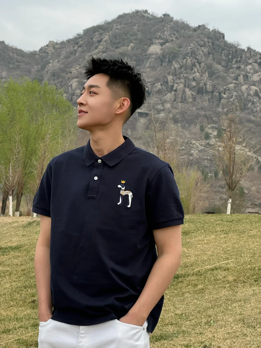 可以没有爱情 但不能没有少年感