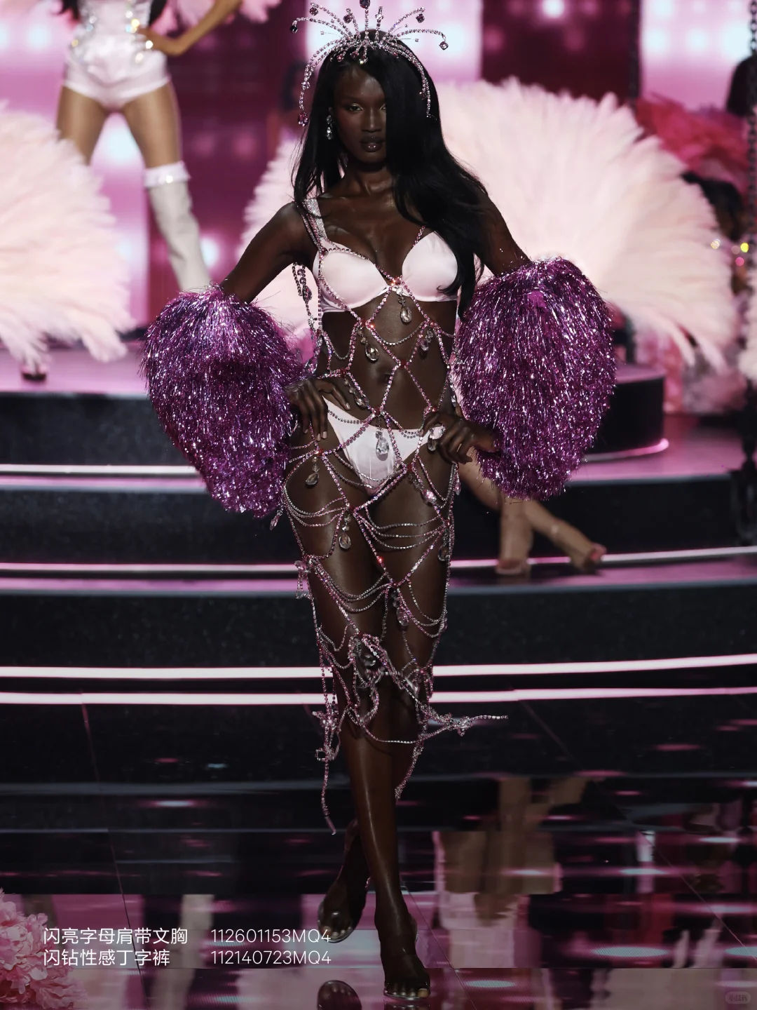 此刻，迷失在魅影里💓