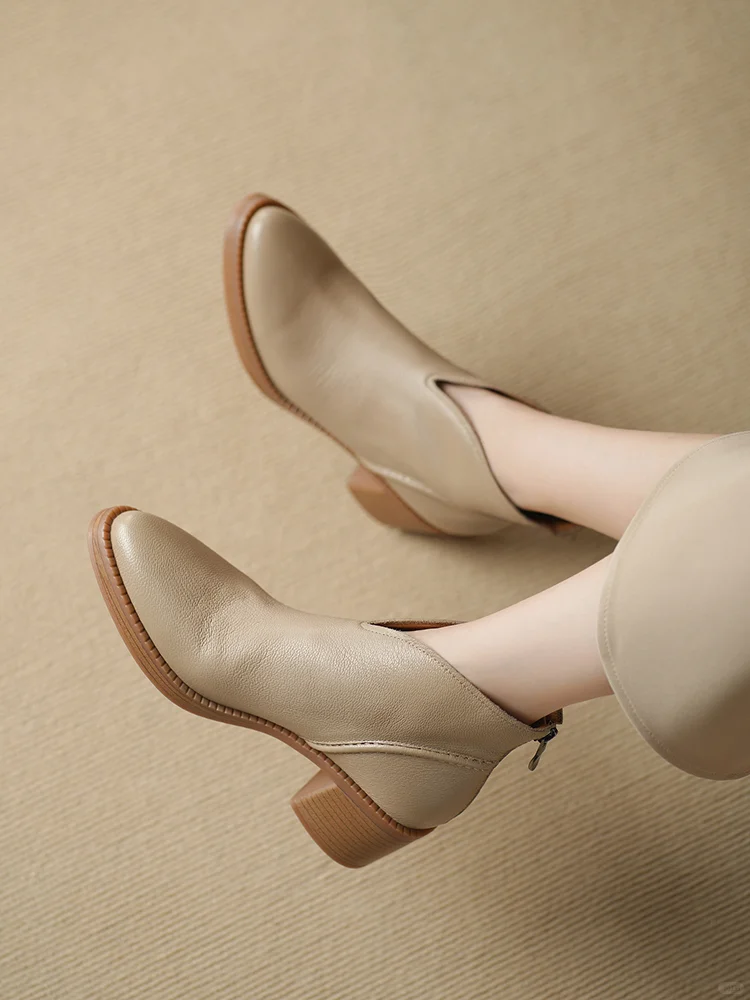 👢复古英伦风！5cm粗跟显瘦神器来啦～