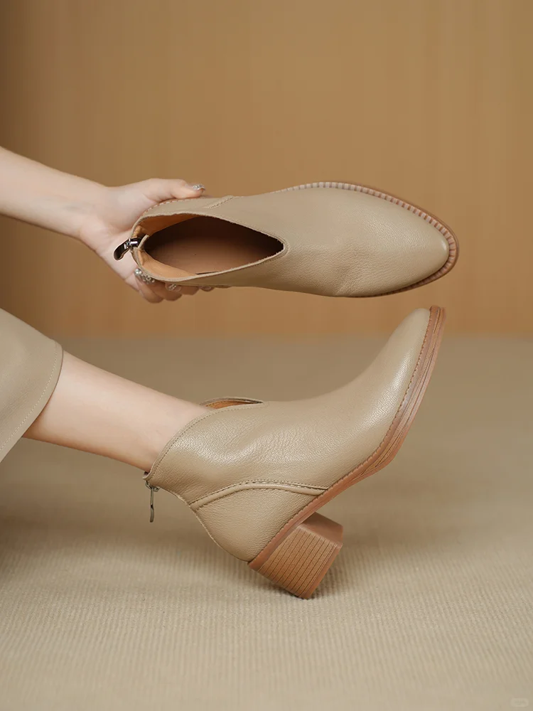 👢复古英伦风！5cm粗跟显瘦神器来啦～