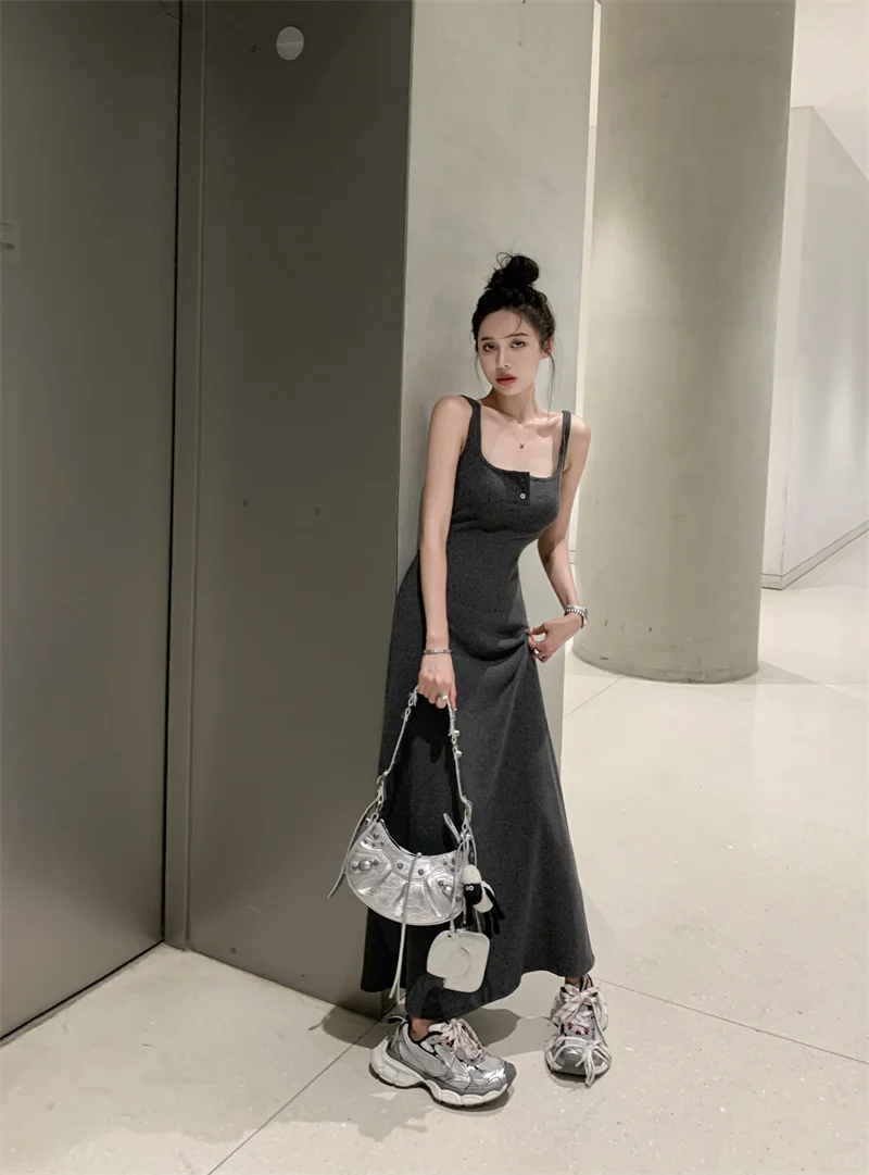 超级显身材的针织连衣裙！