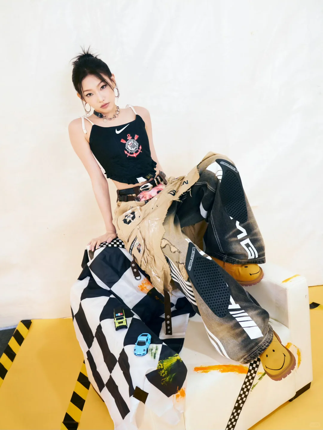 R.E.D_李雨林穿了我做的胸衣