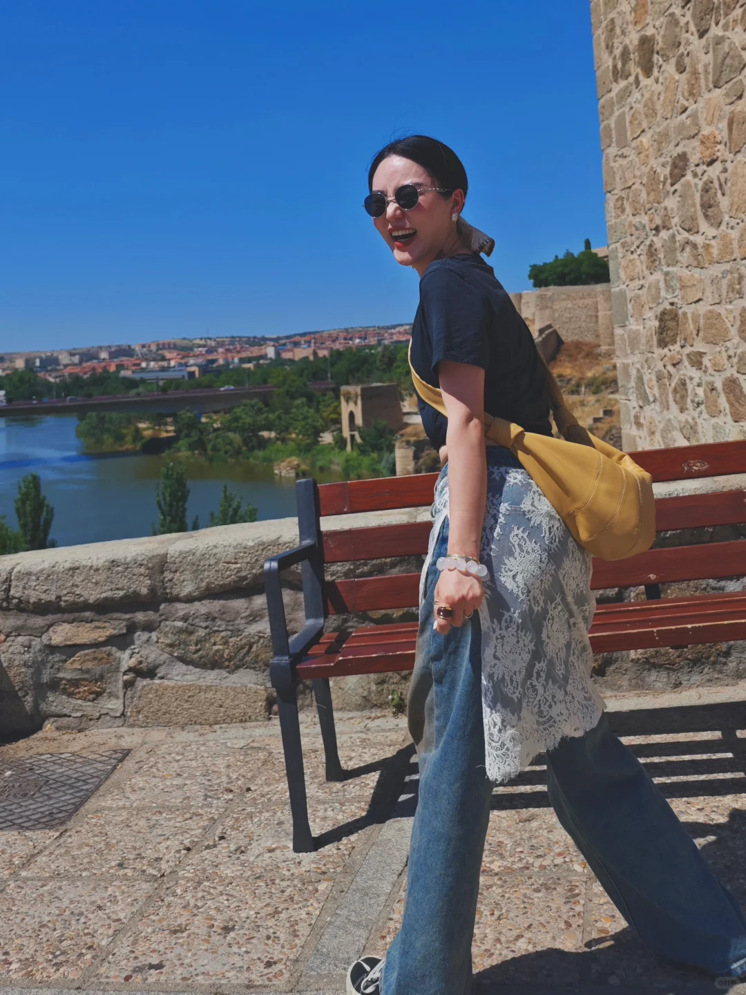 阳光很暖 电量很满 完全没有晒黑焦虑☀️