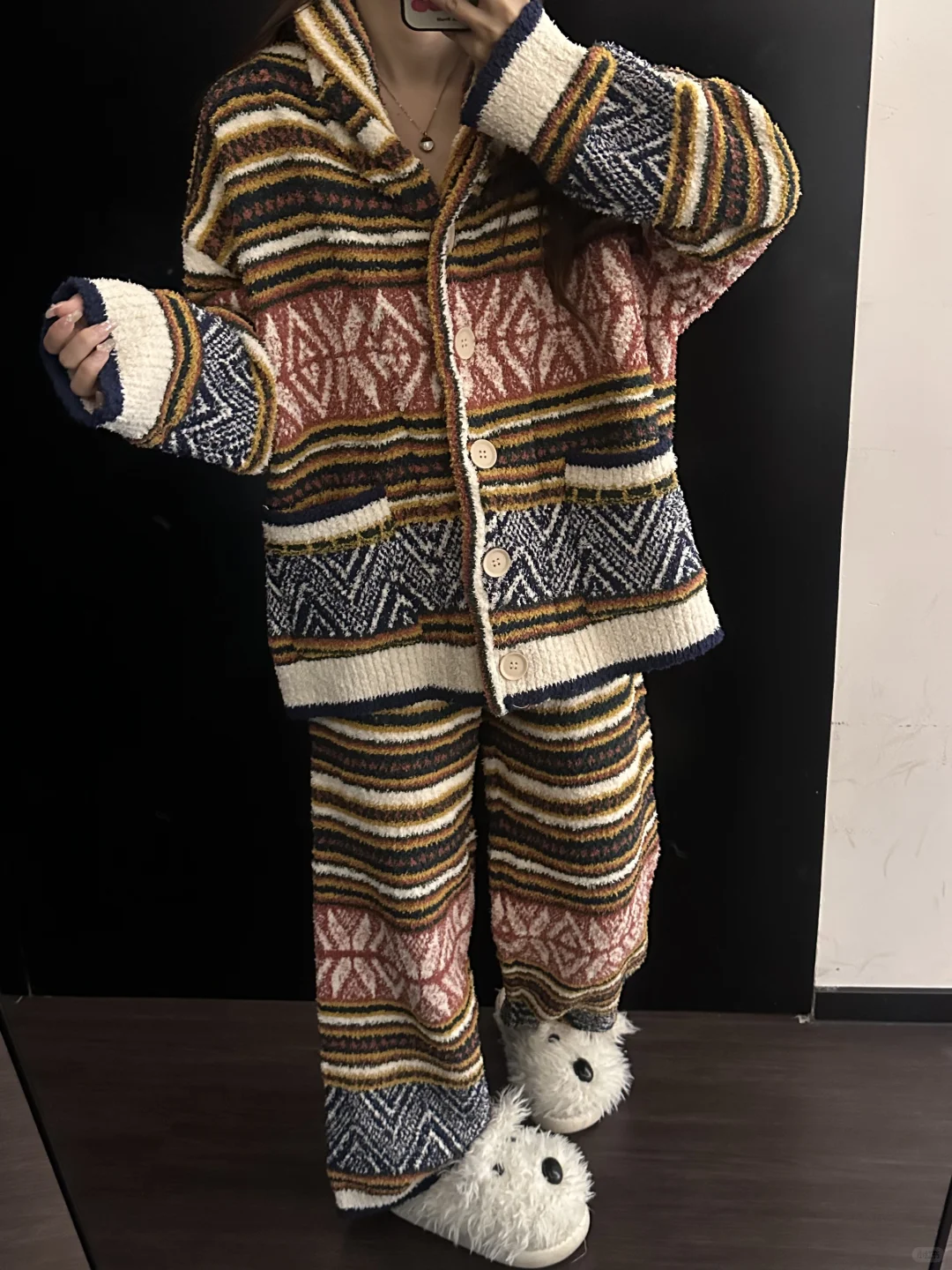 好有复古感的睡衣