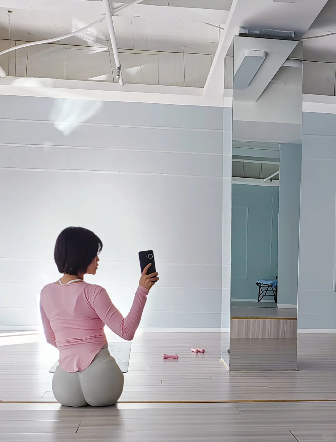 穿紧身瑜伽裤拍自己真的好看！