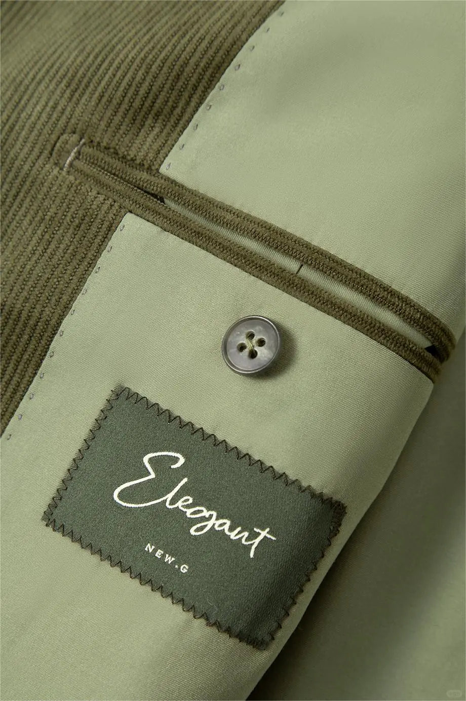 女士绅装：一种关于力量的审美