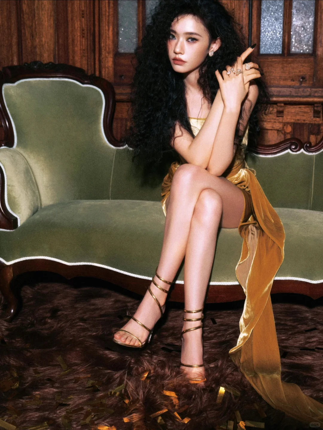 林允的腿是照着尺长的吗⁉️咋这么匀称