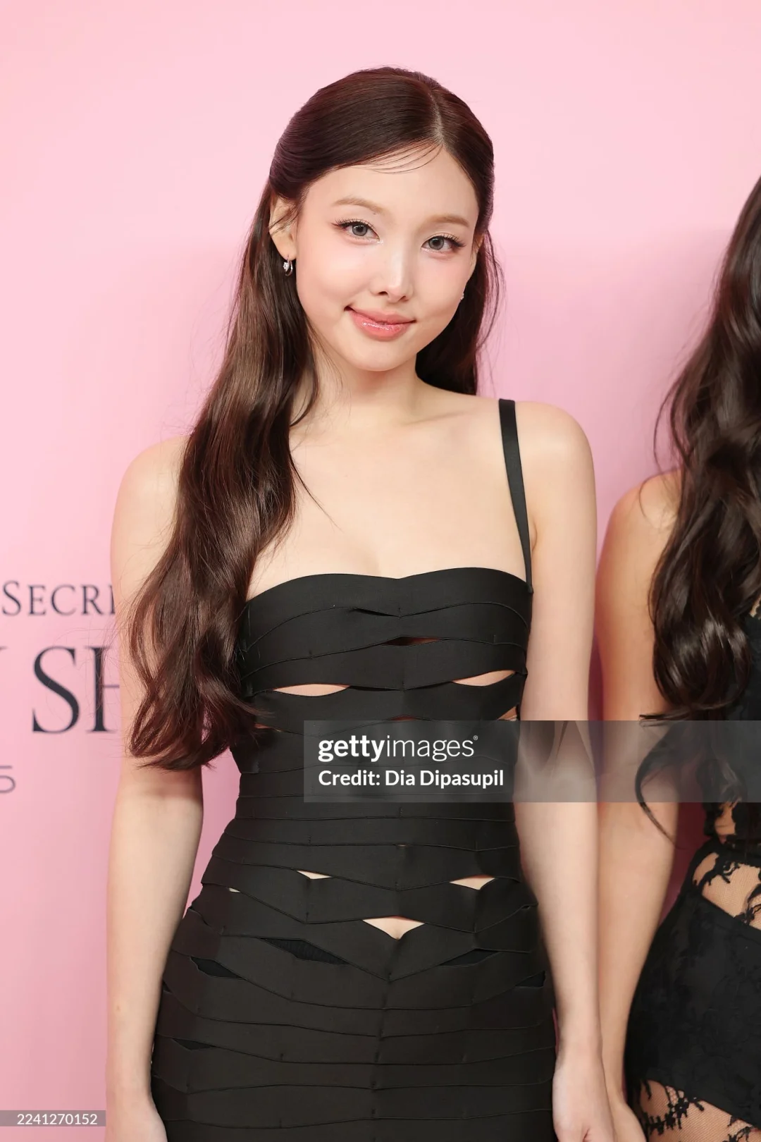 有种舌头伸不进屏幕的无力感...