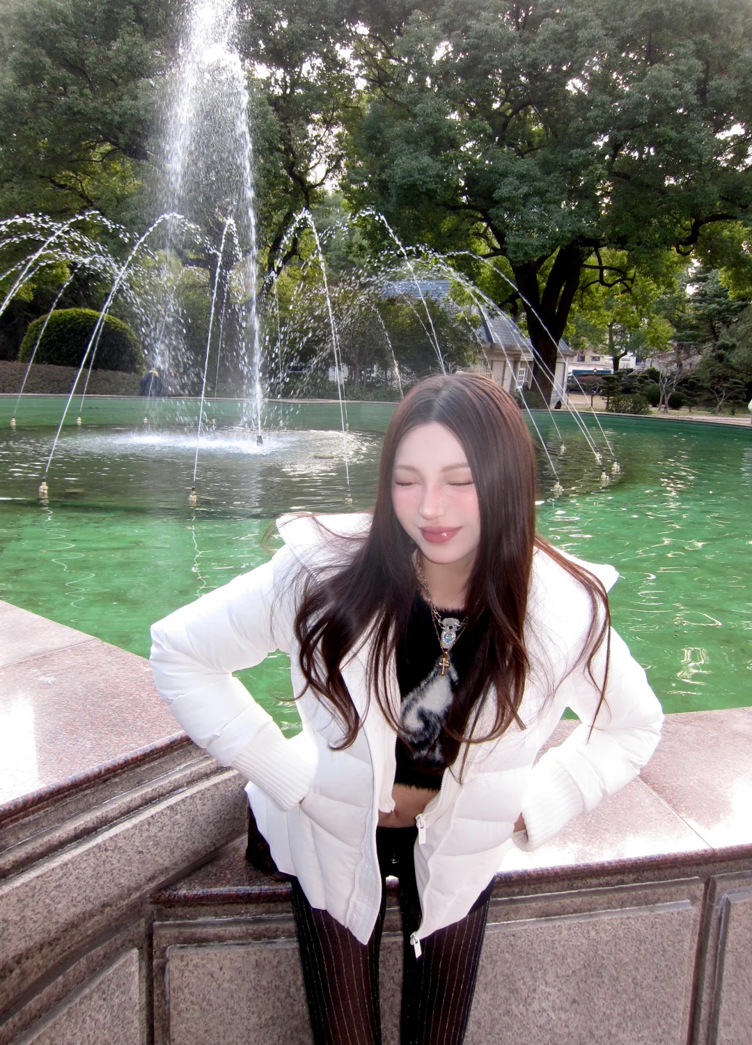 Aeaea | 修身轻盈罗纹羽绒