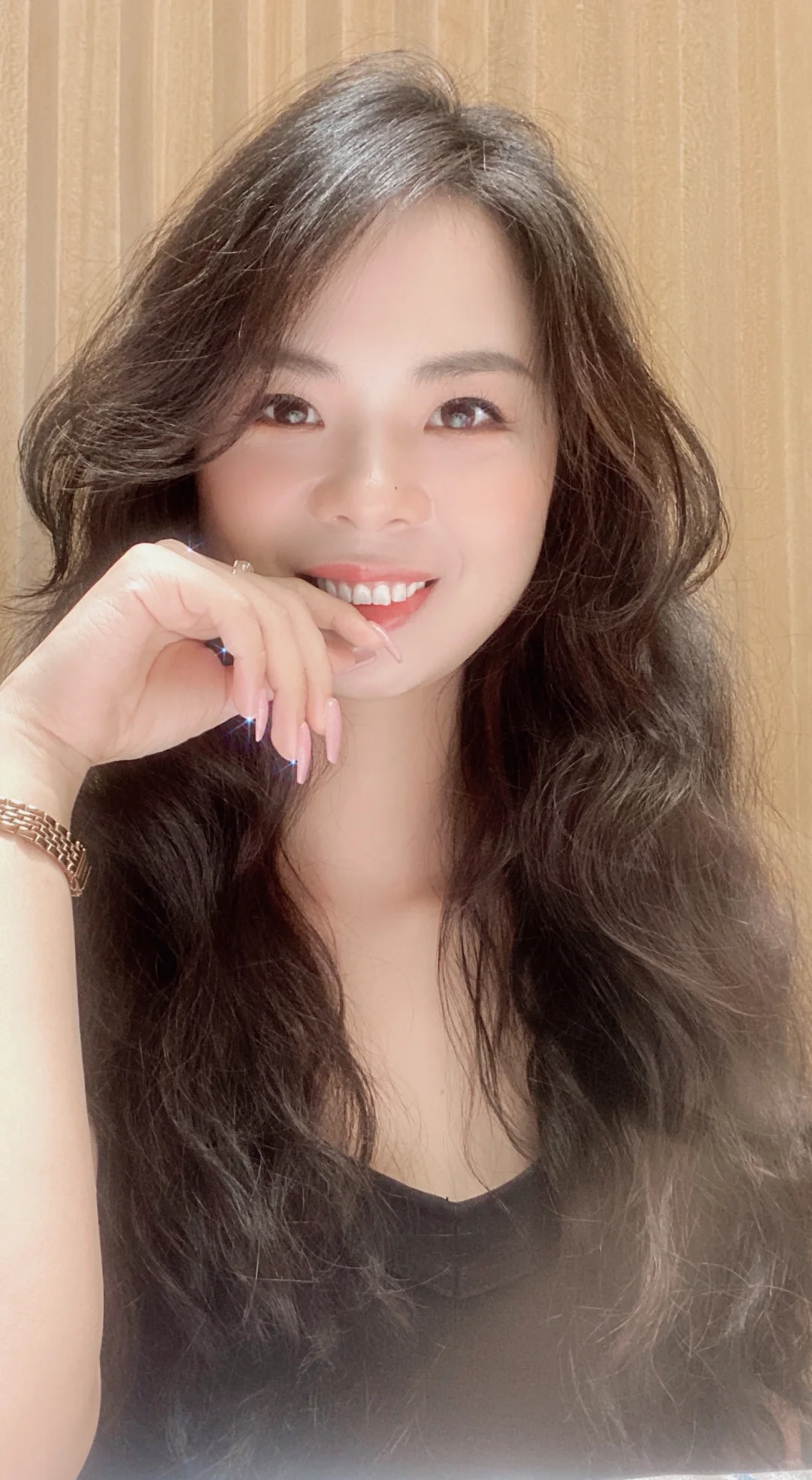 翻到自己的旧照片，不禁感叹那时又美又年轻