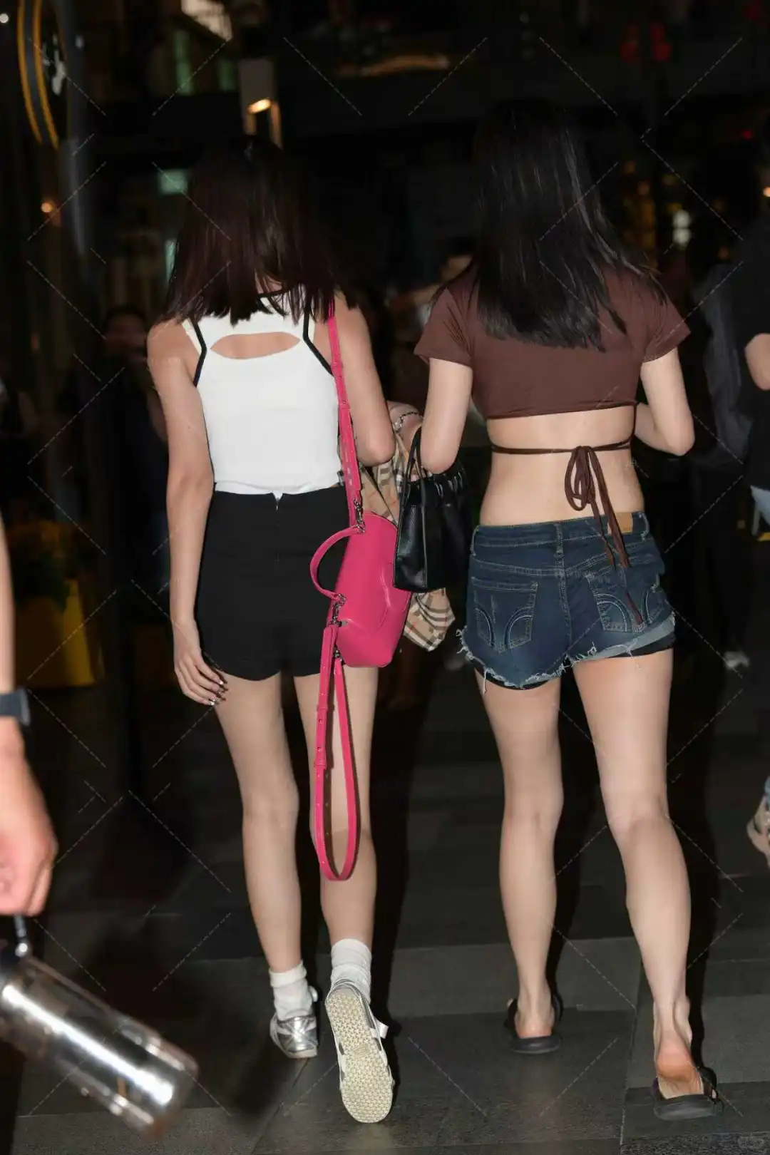 街拍美女，真的好喜欢