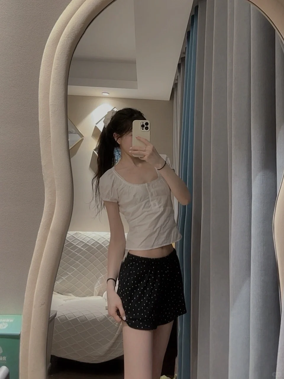 不露脸甜妹穿搭 | 宅家对镜自拍🤳🏻