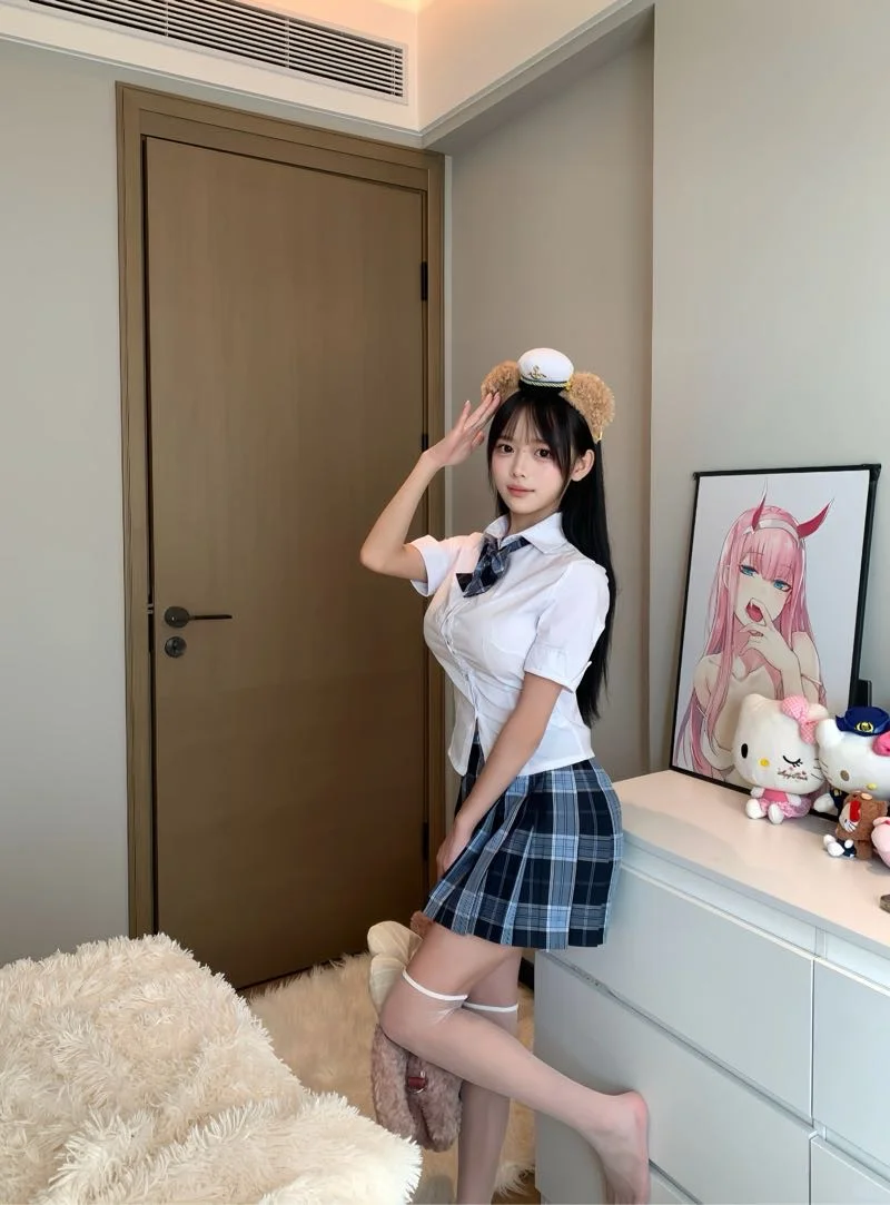 甜妹jk写真～我先看啦～沪经纪人