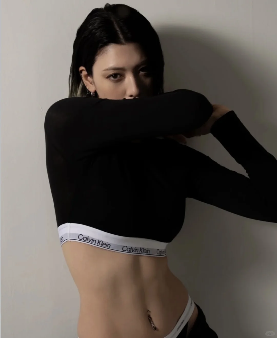 CK｜25秋女士聚拢升杯长袖T恤