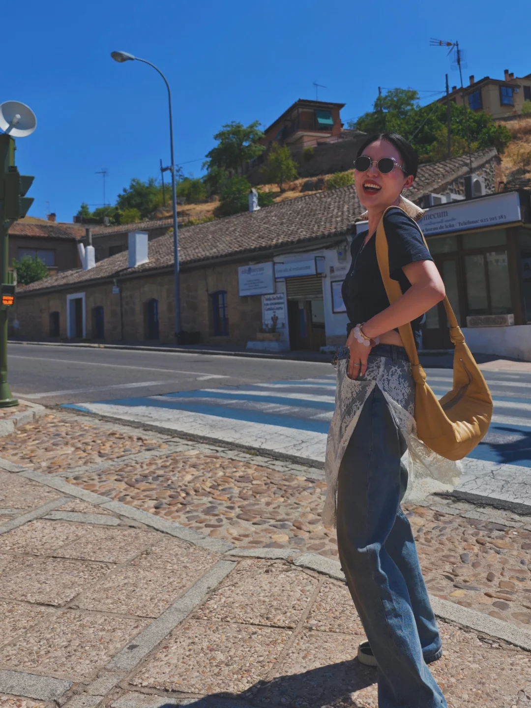 阳光很暖 电量很满 完全没有晒黑焦虑☀️