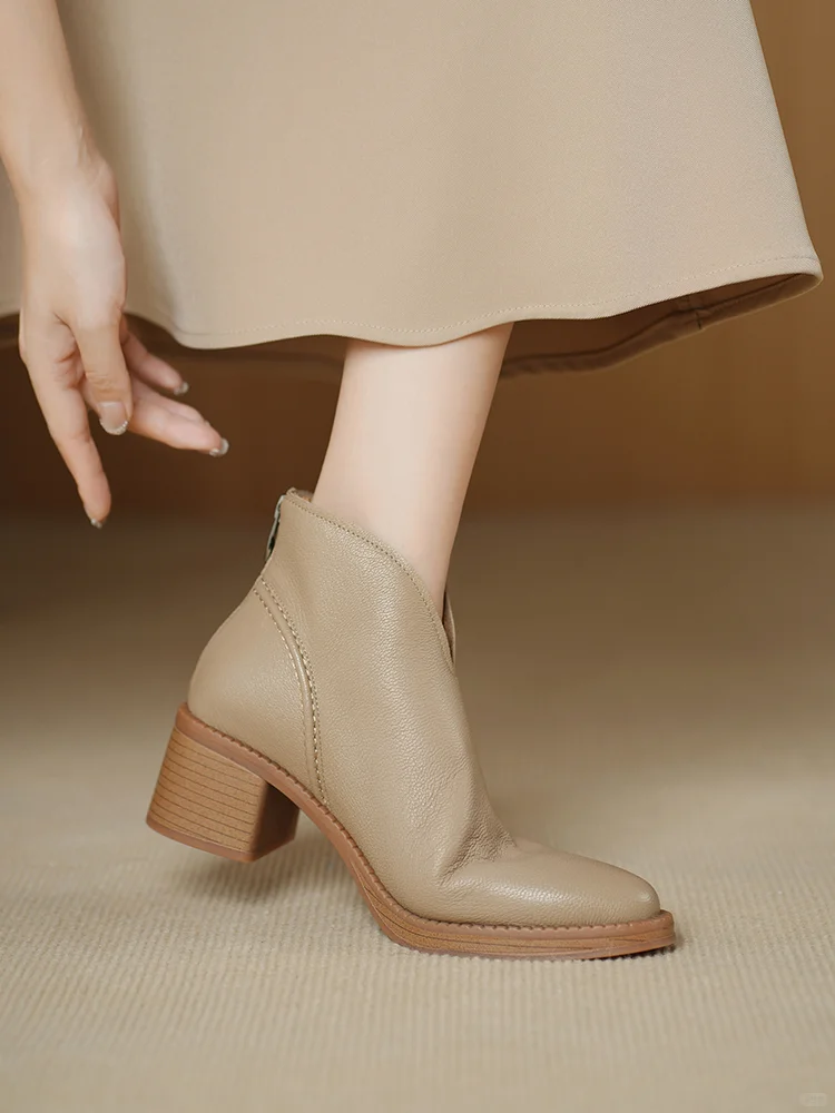 👢复古英伦风！5cm粗跟显瘦神器来啦～