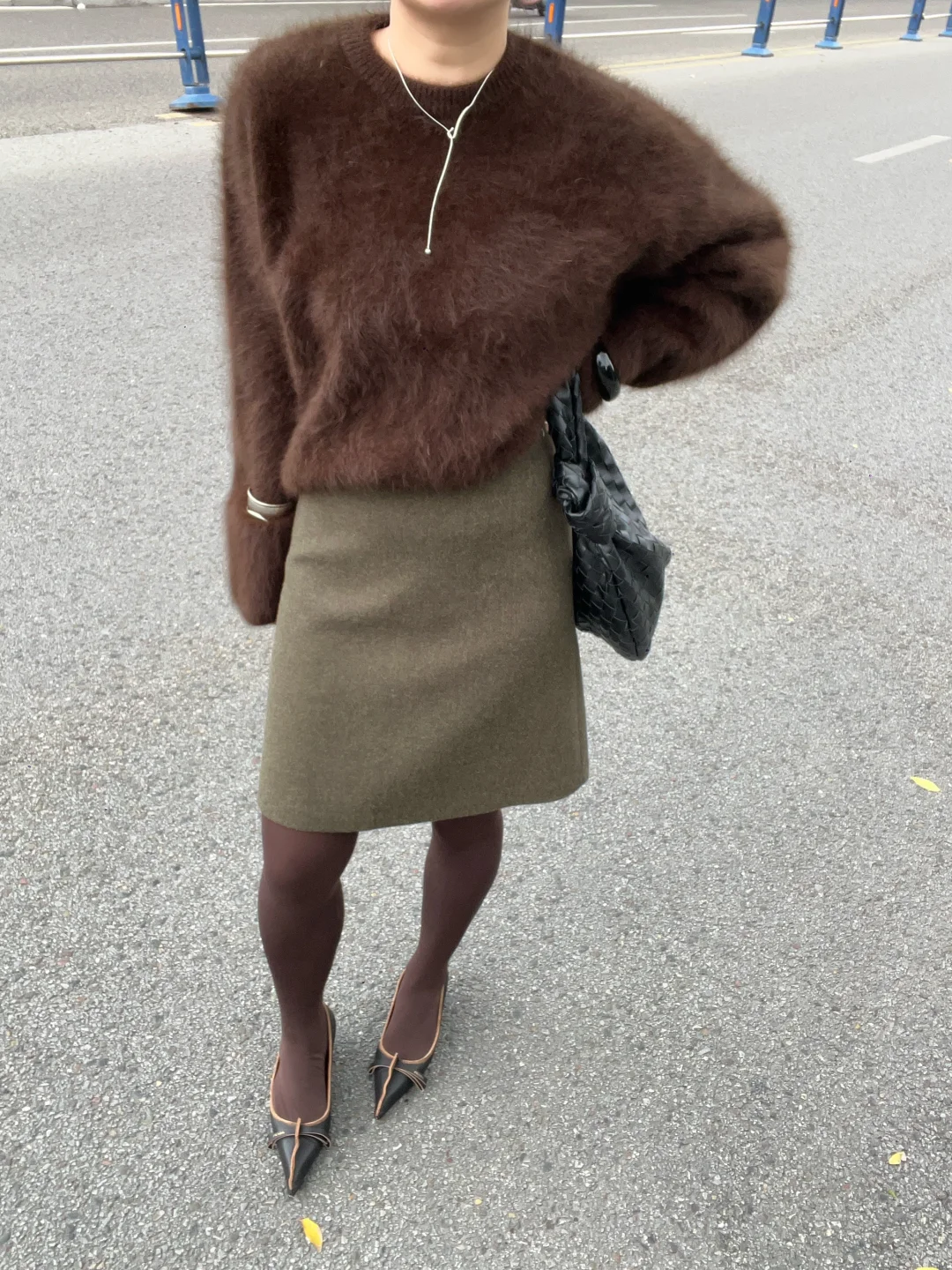 今天是复古时髦感穿搭～