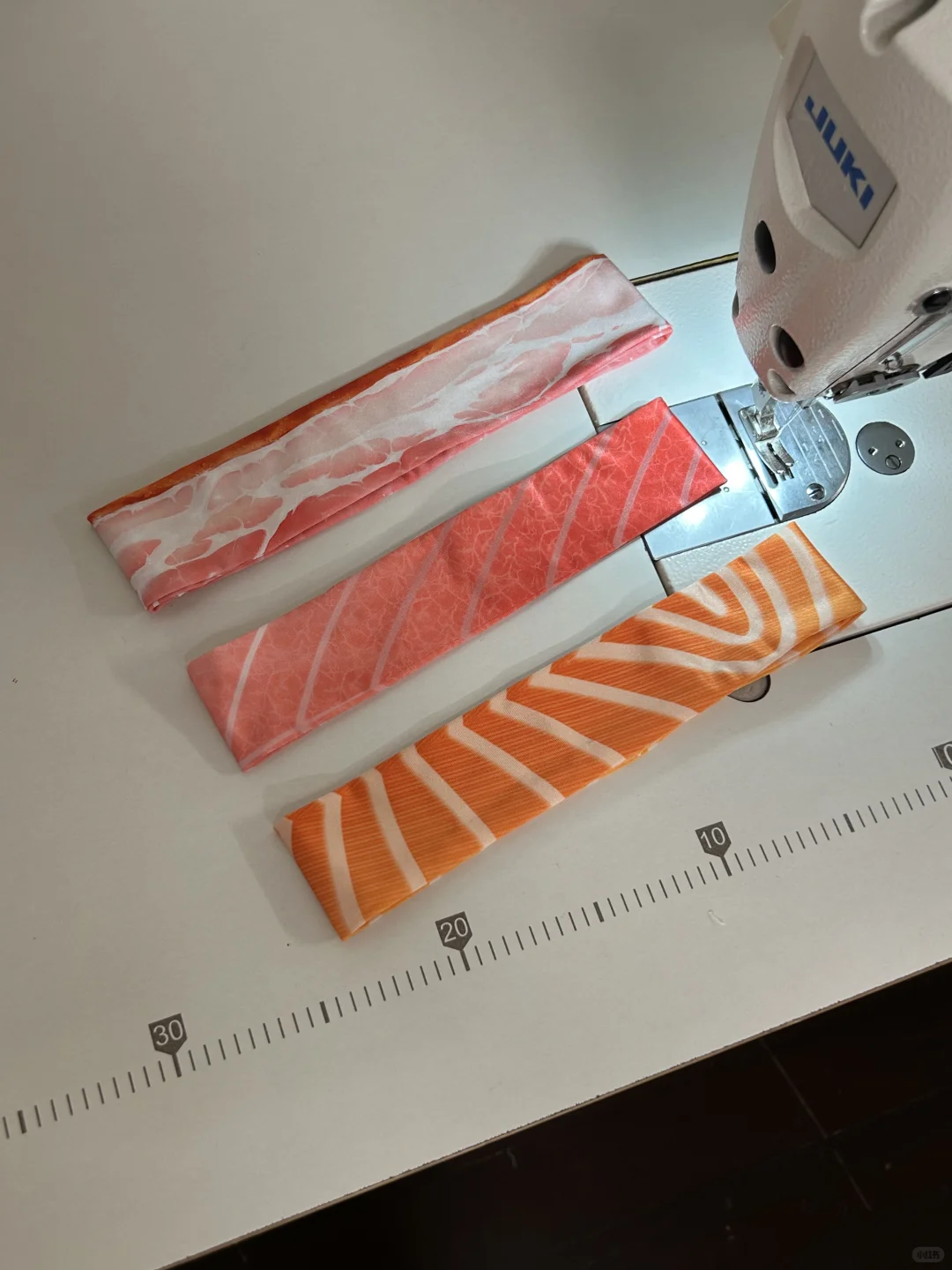 头巾or腿环！不同戴法 解锁双重美味！！！