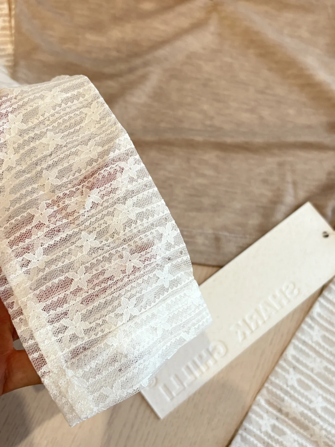 鲨鱼辣椒这个纯欲网纱打底要不要‼️皮草绝配