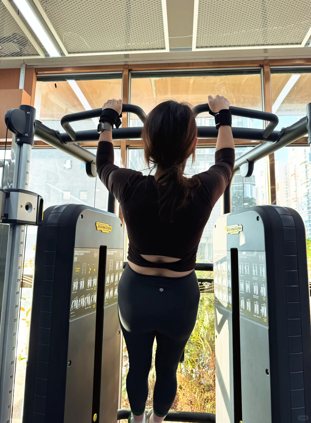 女生凭什么不能追求力量感