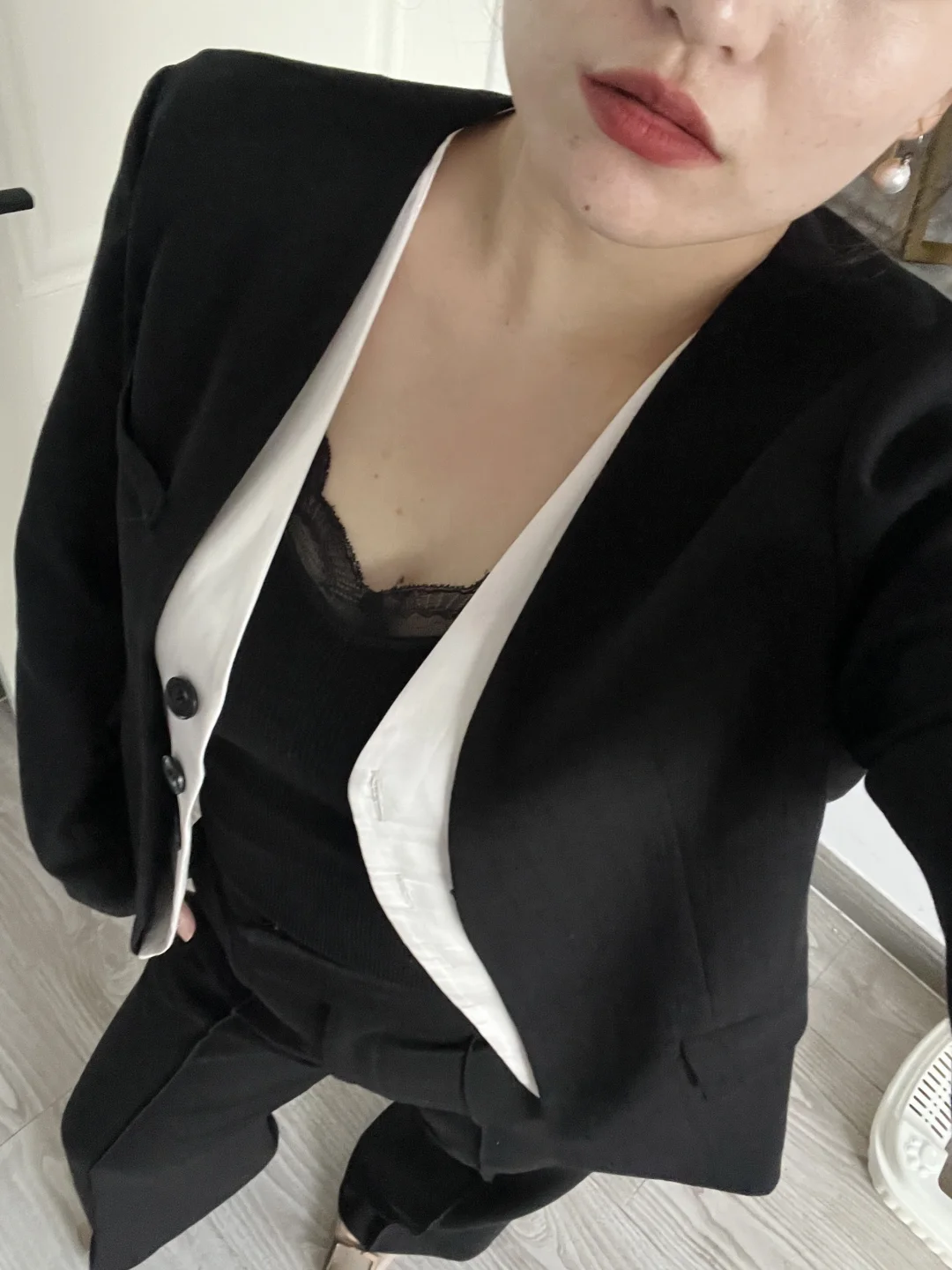 山东的，不丑，也不瘦，30多岁…