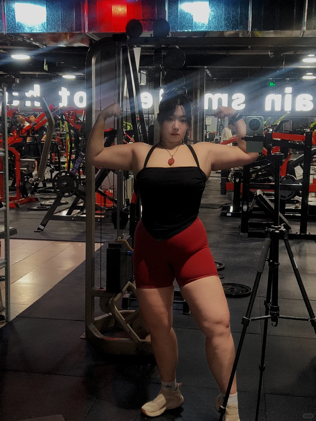 190斤 毫无训练痕迹的小肌峰