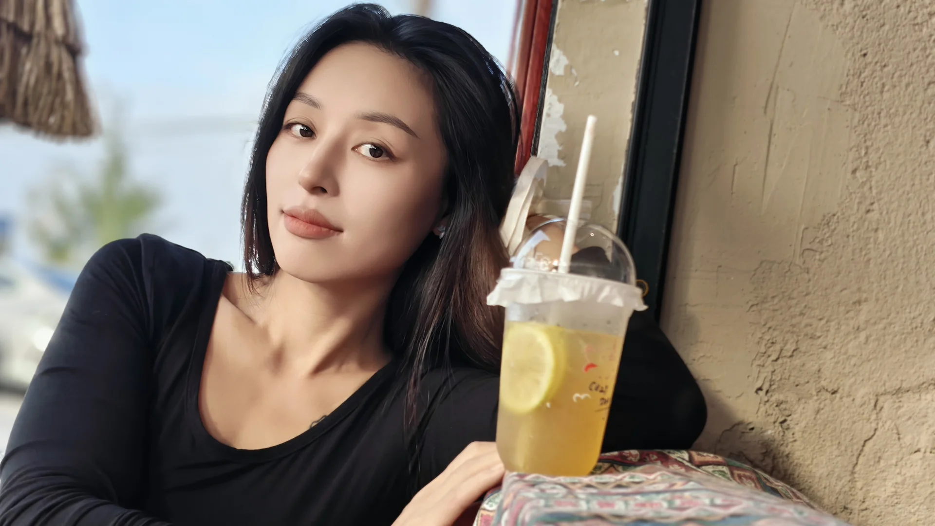 吹到她的风里，都带着春天的味道🌸