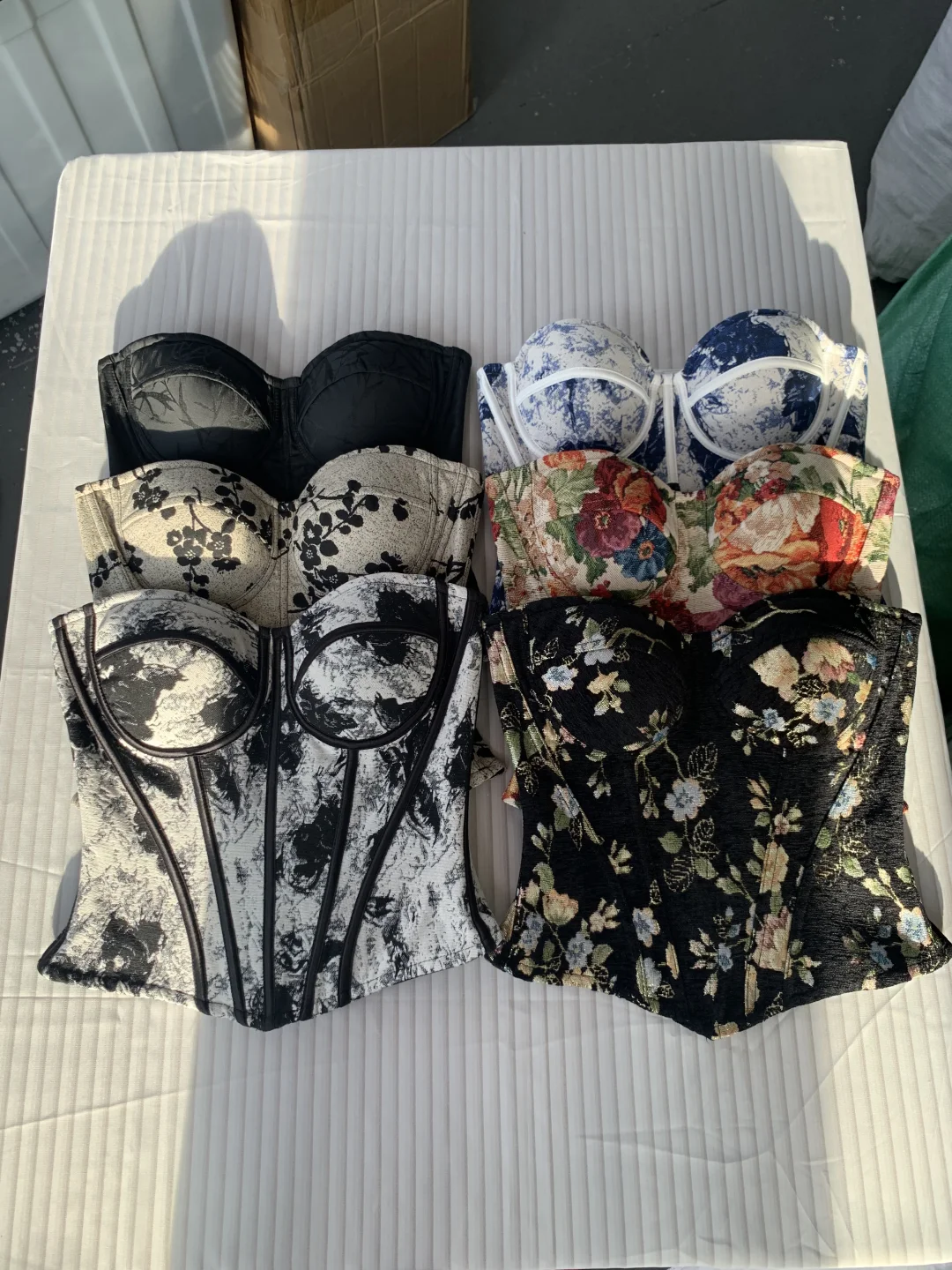 新中式｜巨显瘦的鱼骨胸衣，拍照必出片系列～