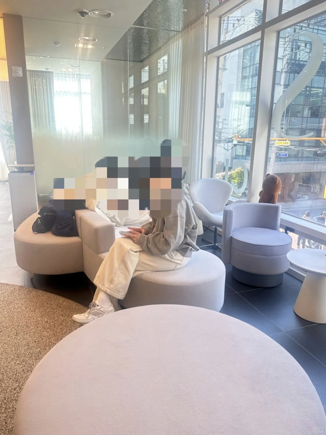 厚脸皮问前台小姐姐推荐变美基地