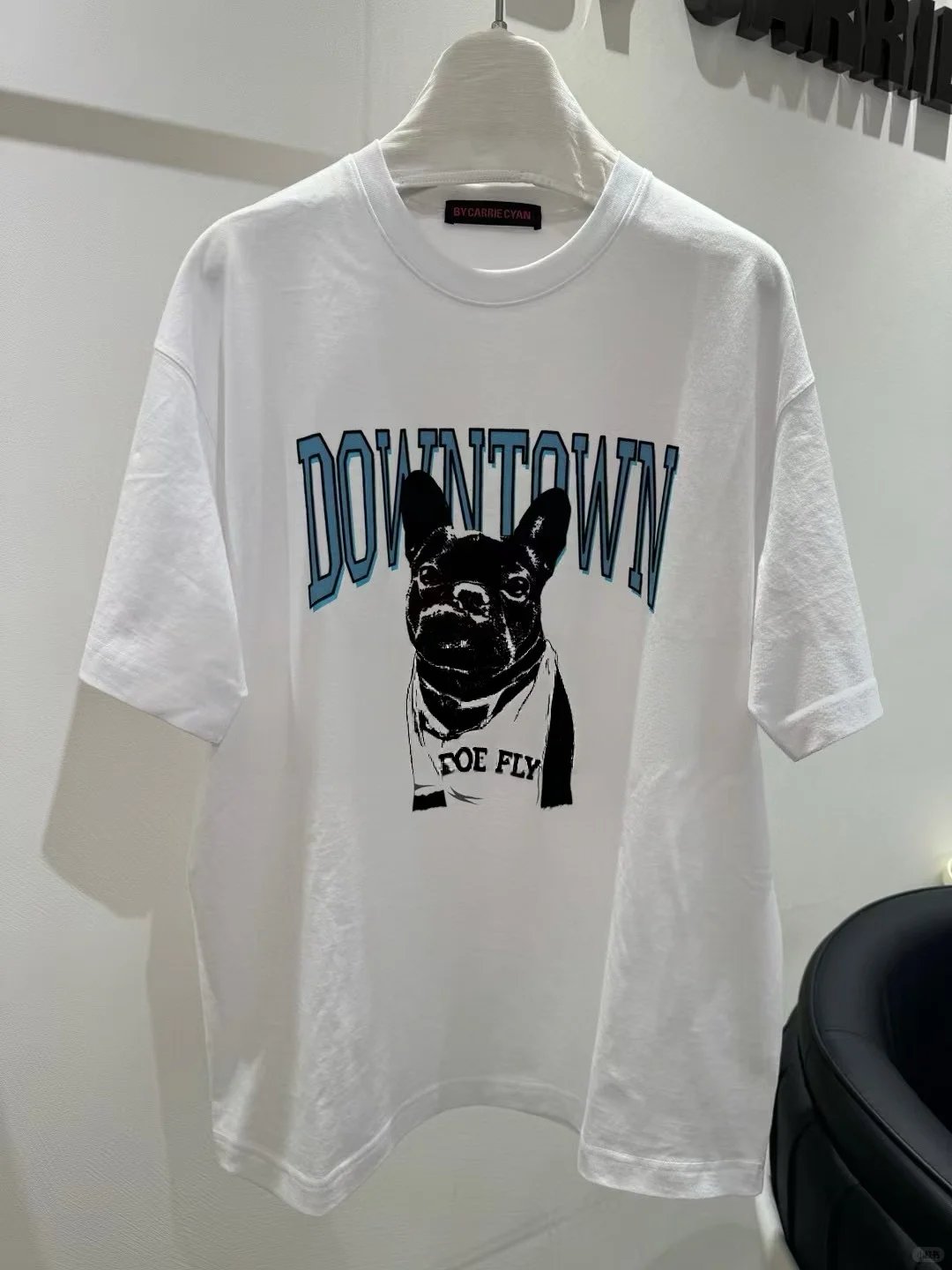 by Carrie cyan 粉标T