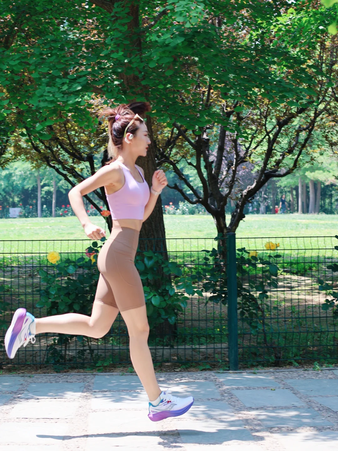 当被朋友约跑步，我说没衣服穿