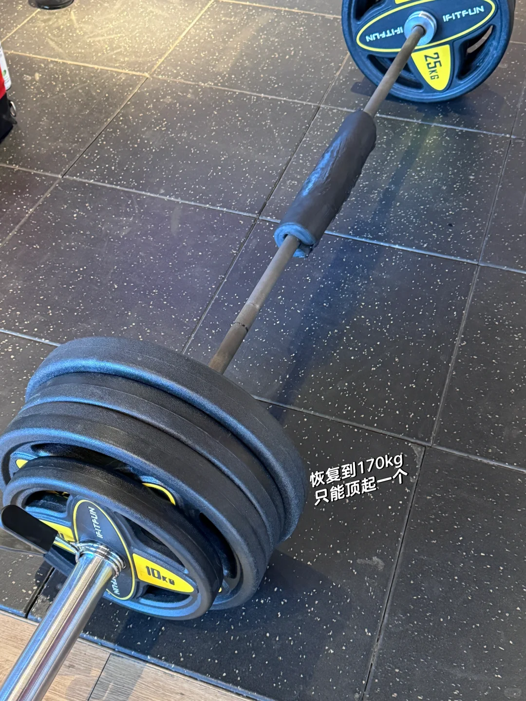 白色绝对的显臀