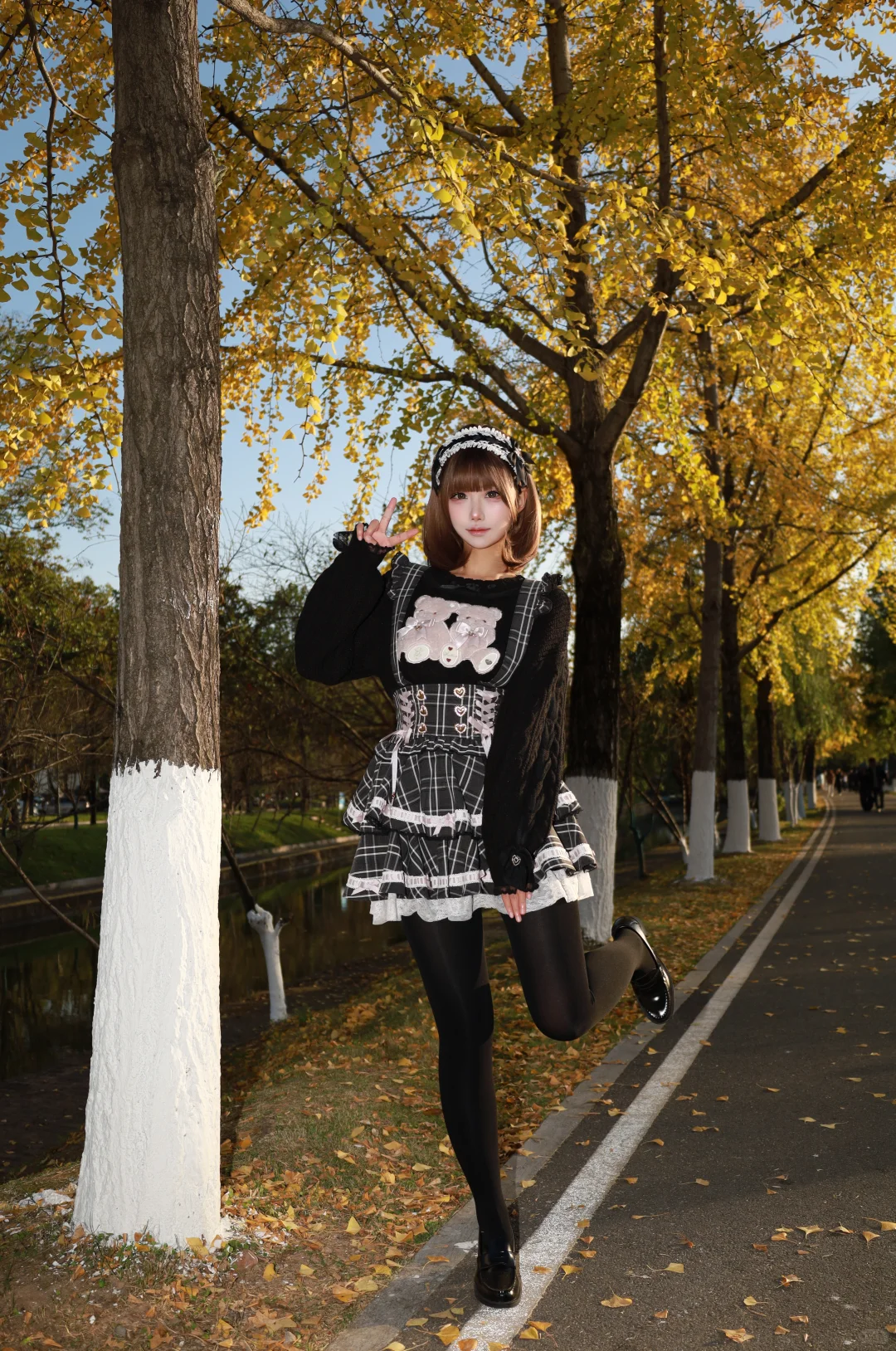 可以列为今年年度穿搭的一套