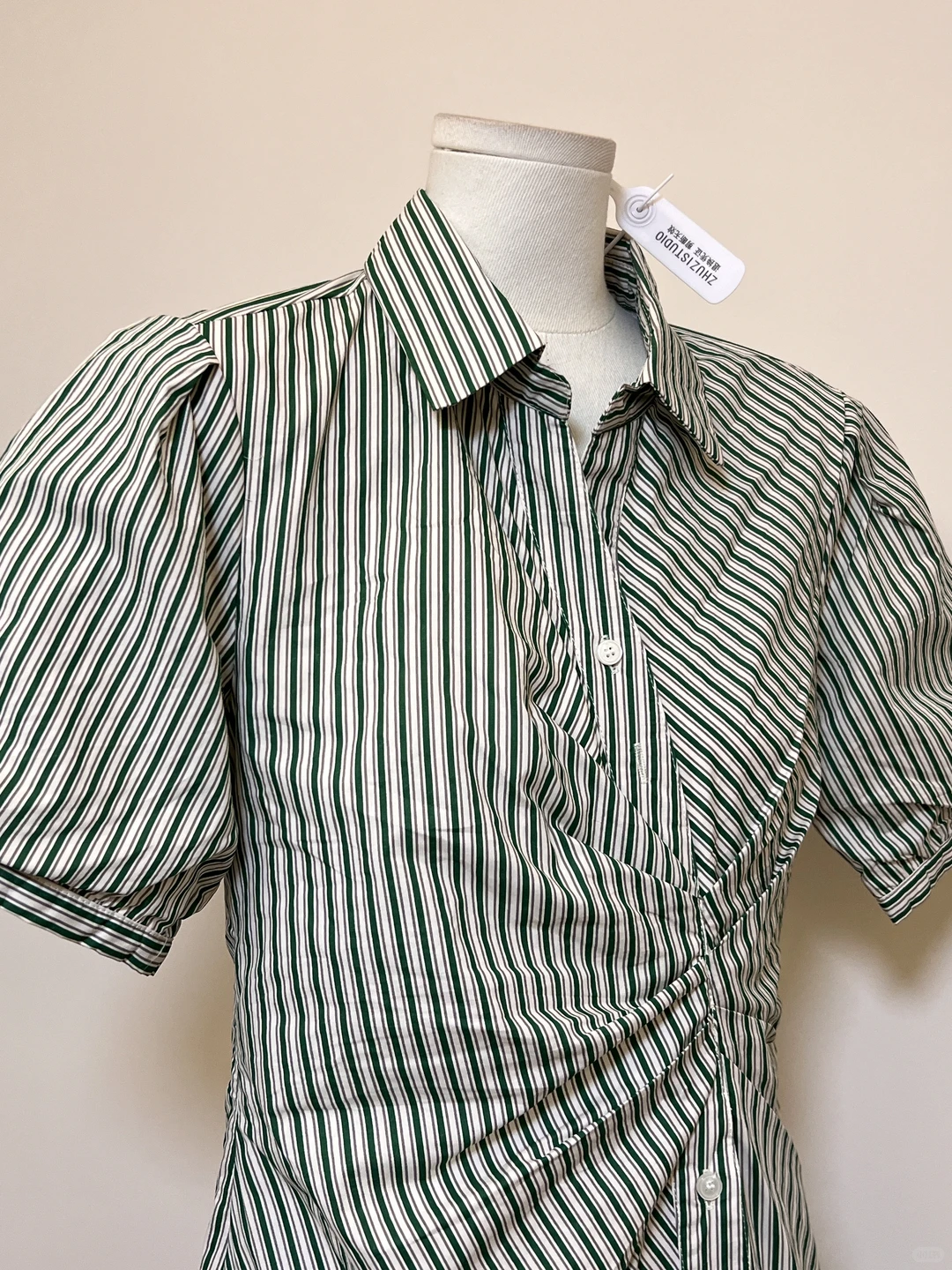 29捡漏！工作室单！韩系抹茶绿收腰polo连衣裙