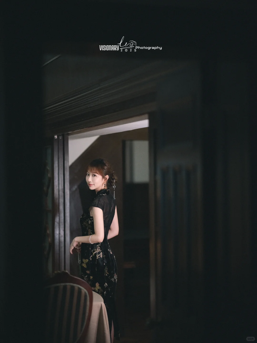 暗夜绮梦，旗袍女子的优雅时光🥀