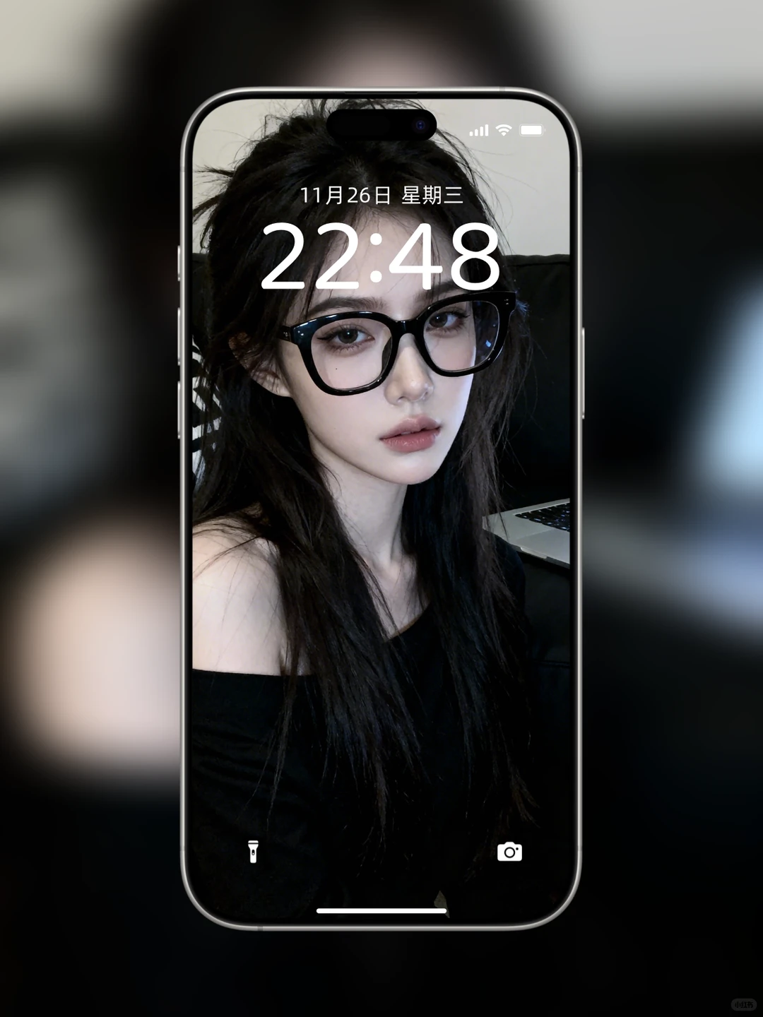 这壁纸也太高级了吧～！😭😭😭