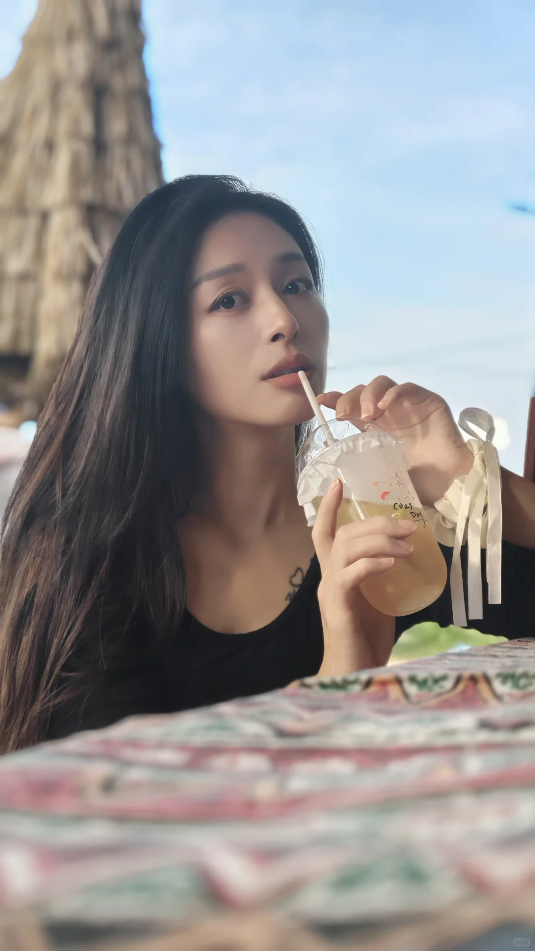 吹到她的风里，都带着春天的味道🌸