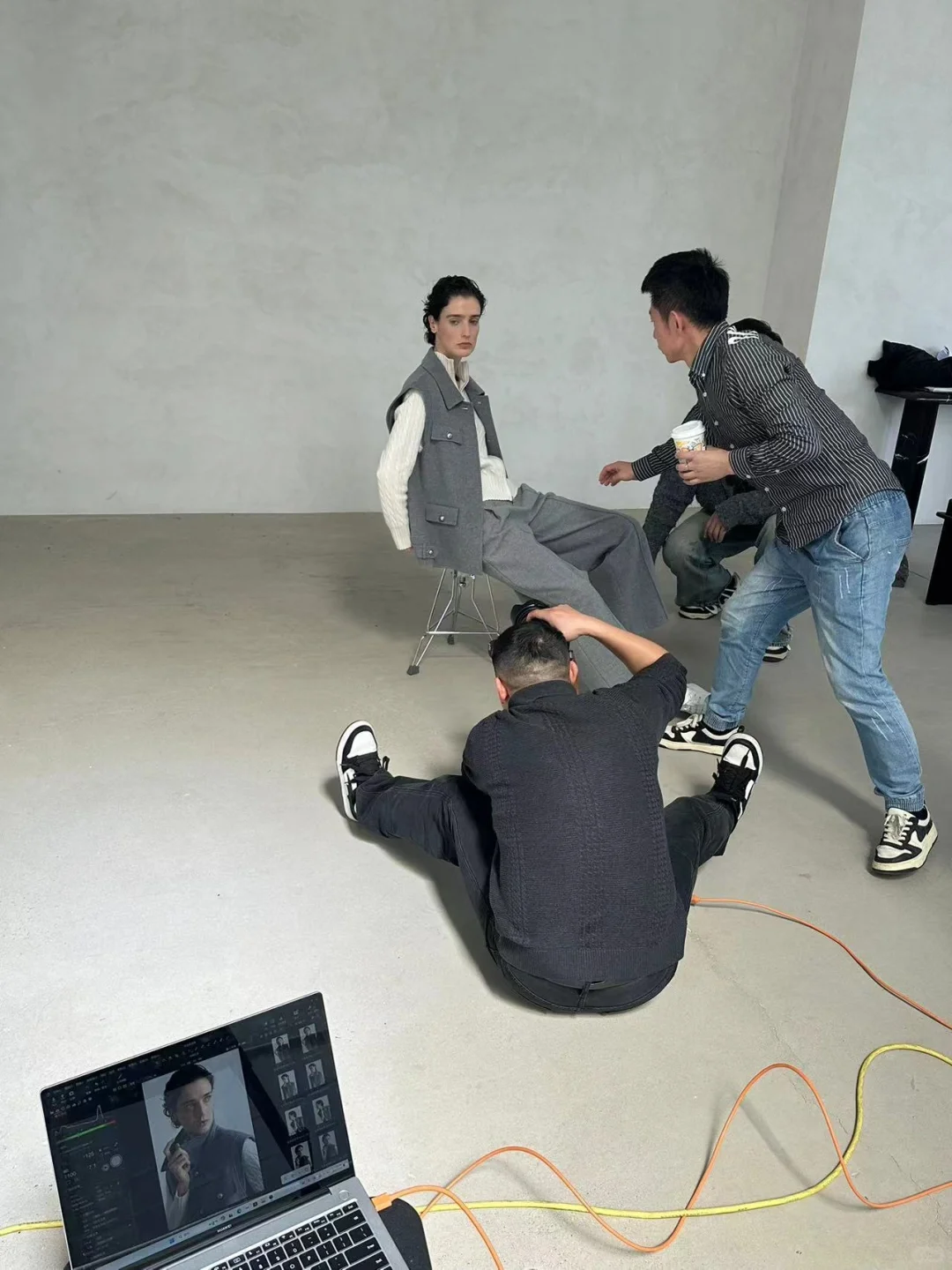 这次拍的，非常OK这模特很国际范。