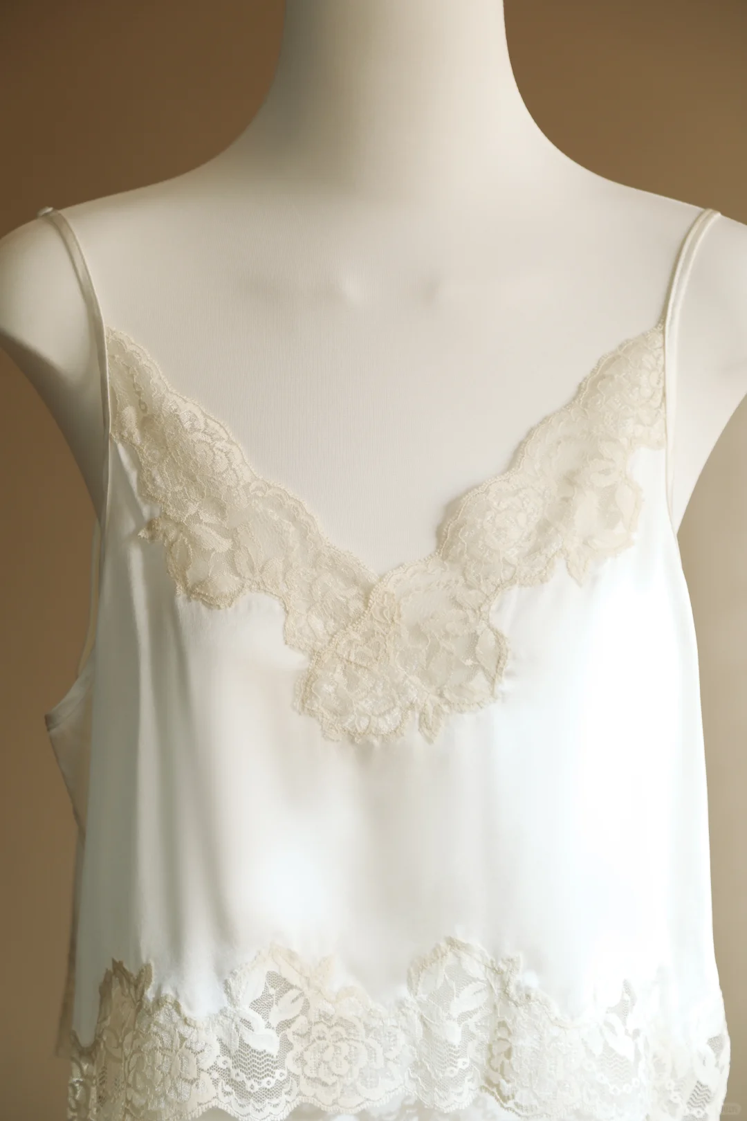 WakeUp醒来｜法式复古真丝吊带长裤