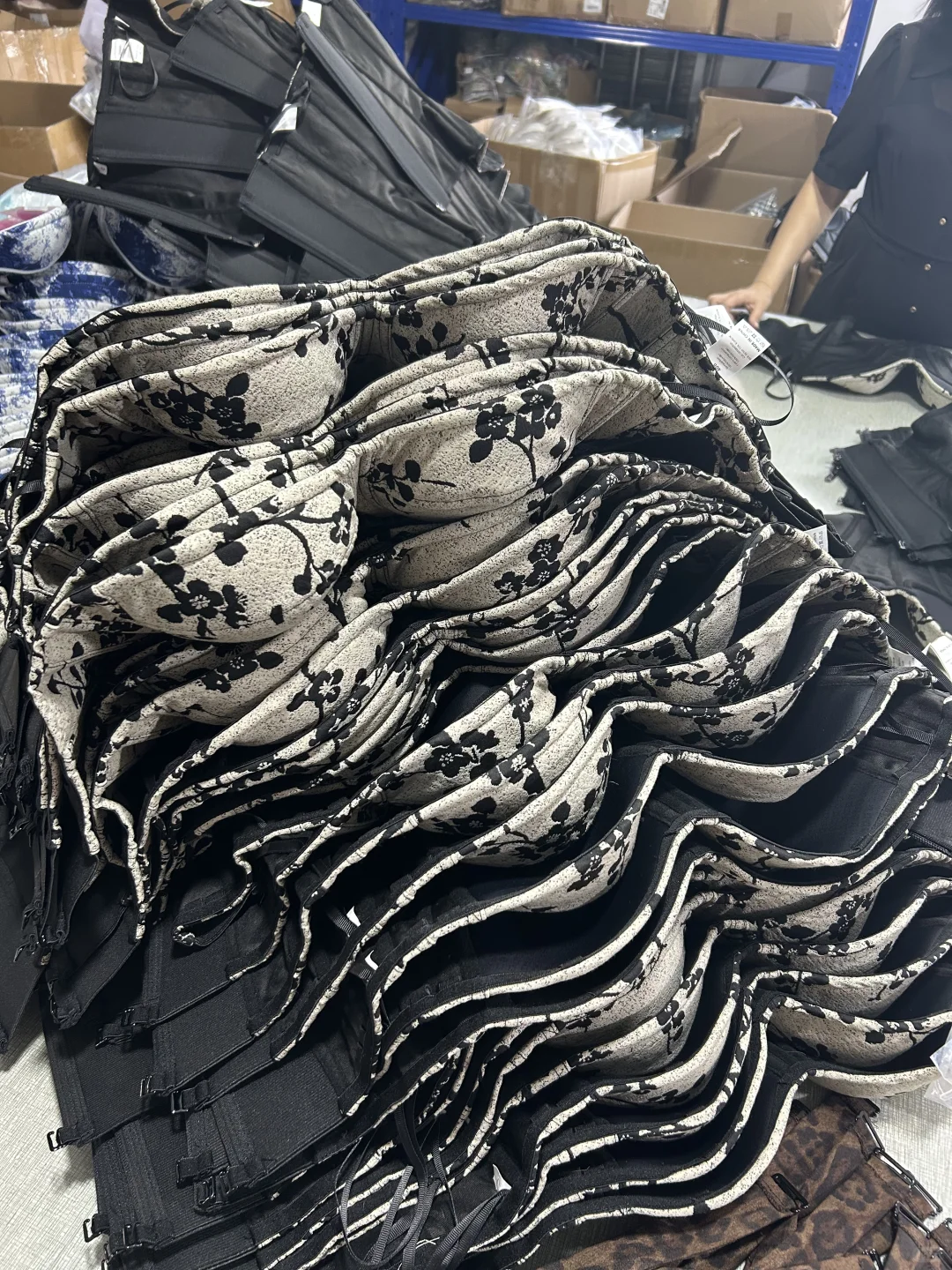 鱼骨胸衣｜源头工厂实拍