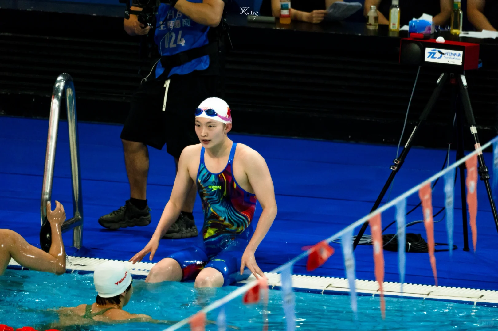 李冰洁｜我在这里 等你超越我的那一天