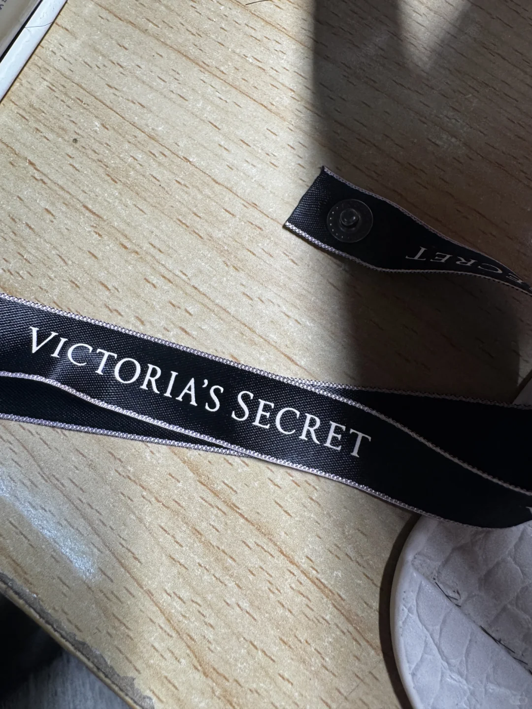 想找昨天晚上那个成都万象城维密柜姐