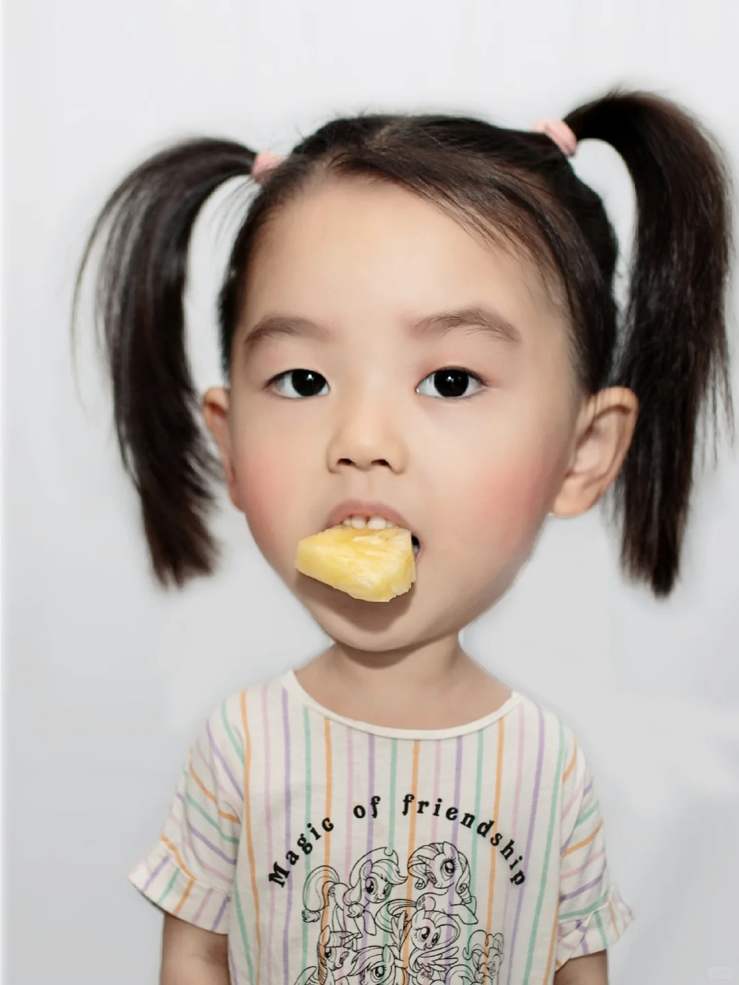 今天帮嫩模拍照，搞笑，我们是认真的。