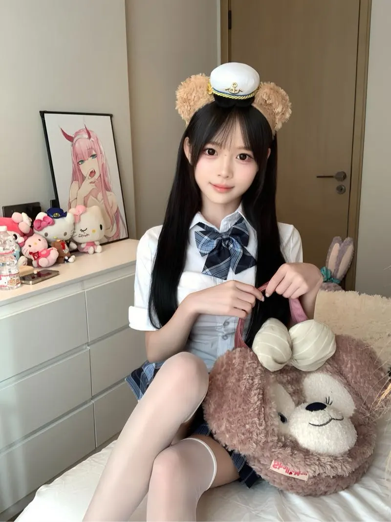 甜妹jk写真～我先看啦～沪经纪人