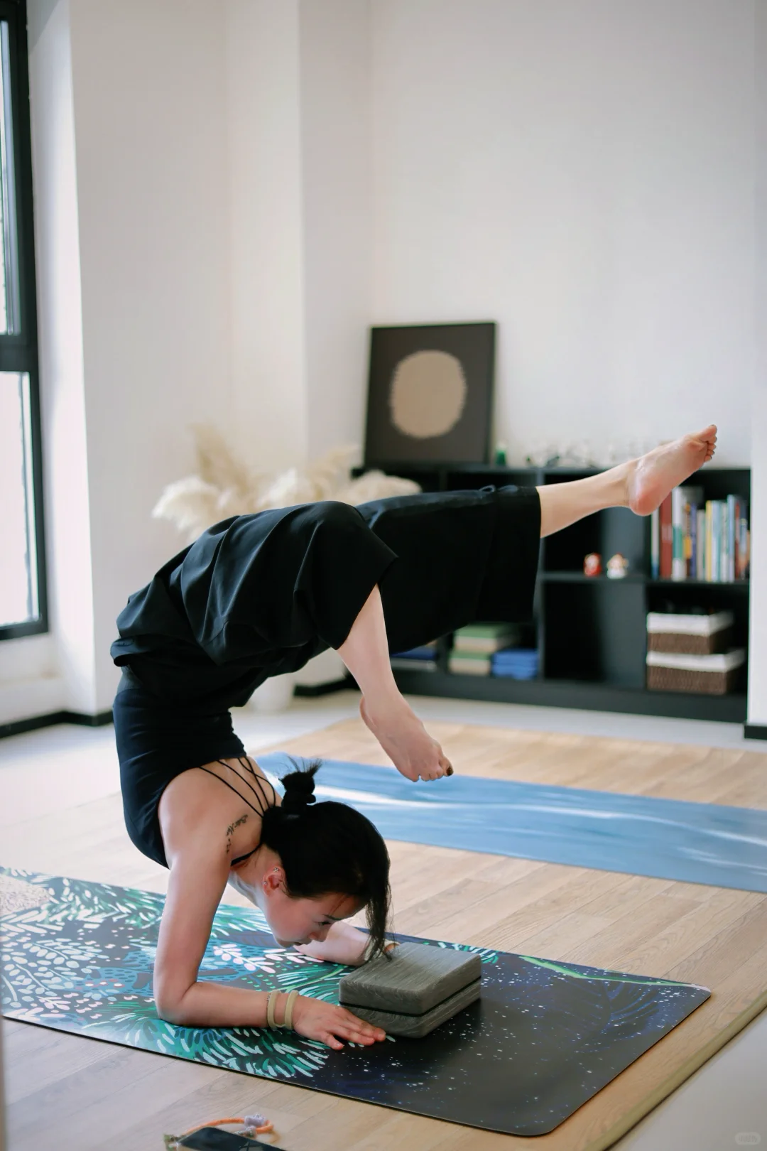 阳光斑驳 微风含香~