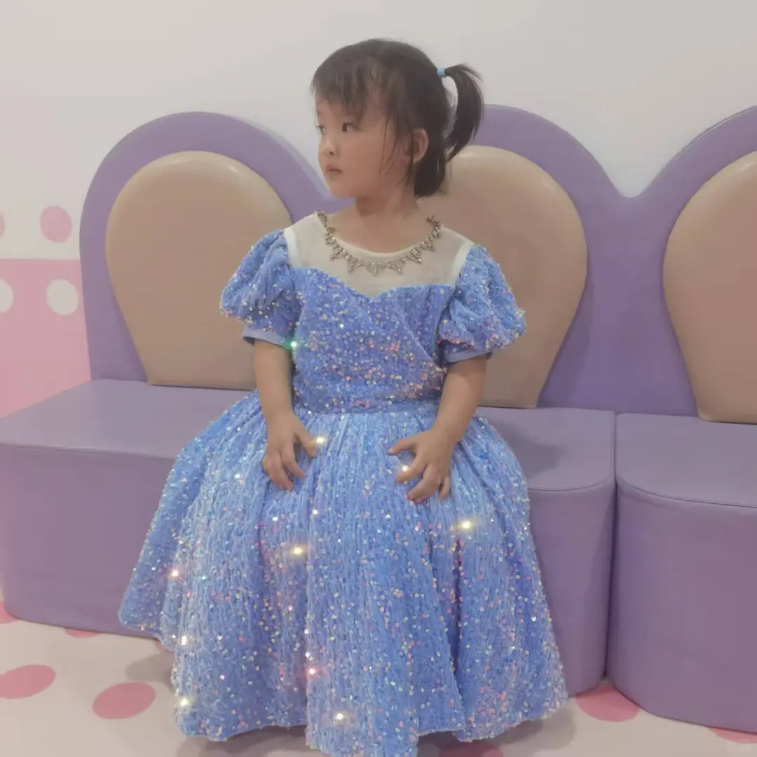 是谁家的小公主这么甜啊(˵¯͒〰¯͒˵)