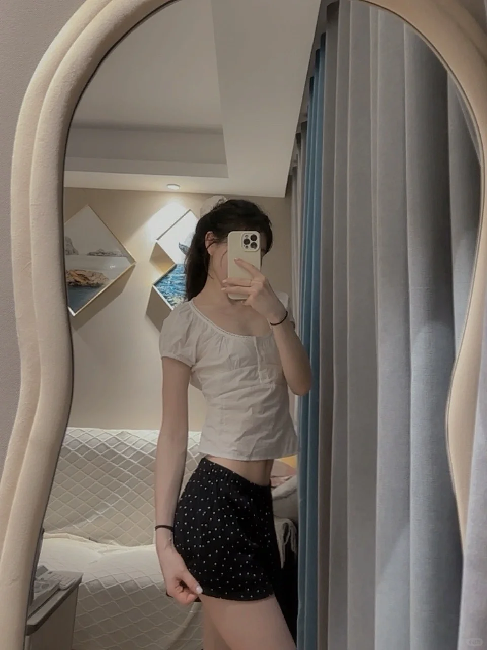 不露脸甜妹穿搭 | 宅家对镜自拍🤳🏻