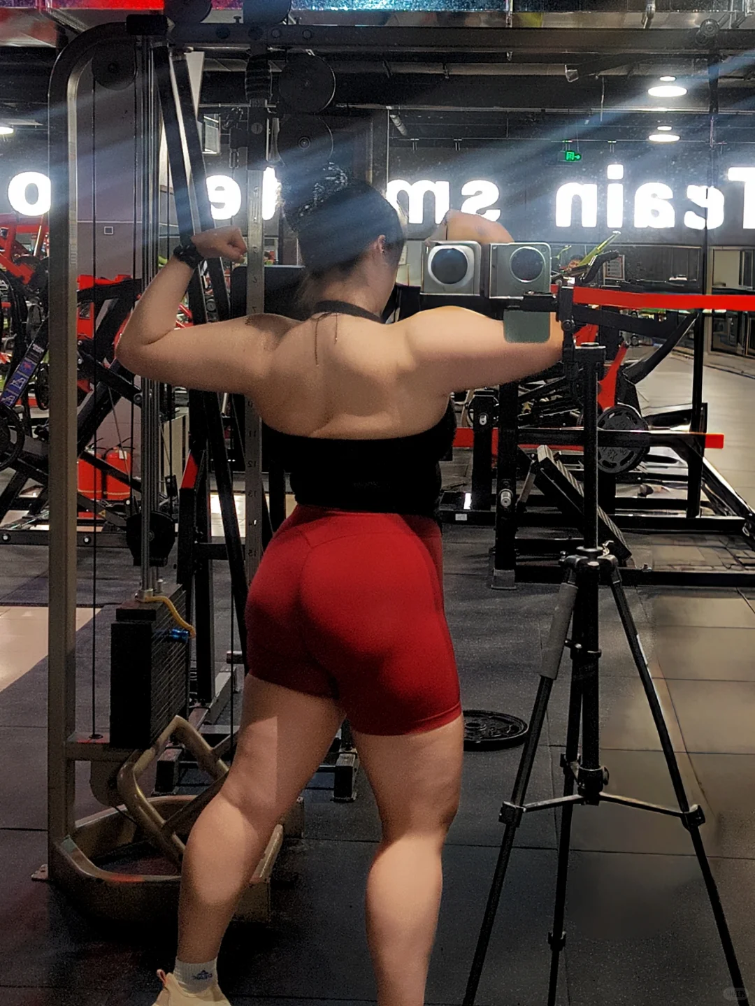 190斤 毫无训练痕迹的小肌峰