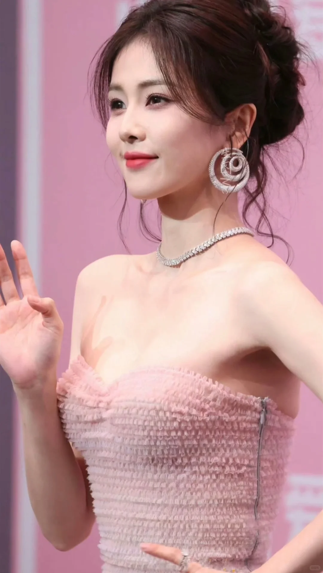 她就是人间仙子吧！😍😍😍