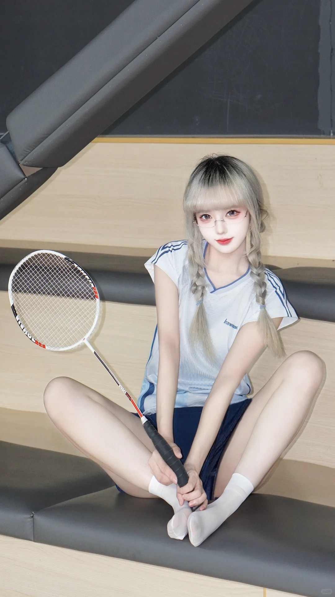 运动女孩前来报道